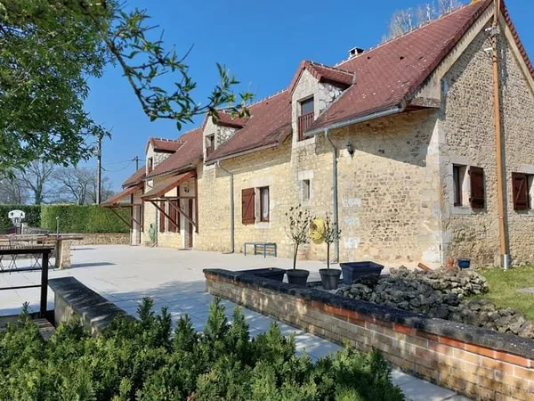 Maison 4 pièces 160 m²