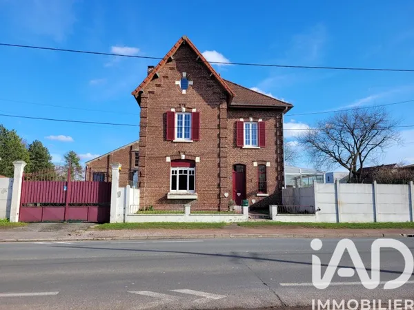 Maison 8 pièces 222 m²