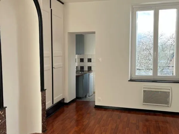 Location joli appartement refait à neuf