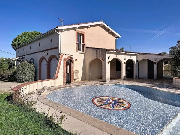 Maison 7 pièces 207 m²