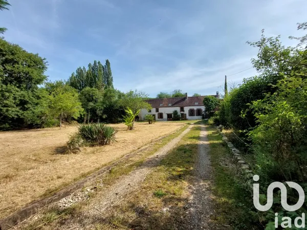 Maison 6 pièces 236 m²