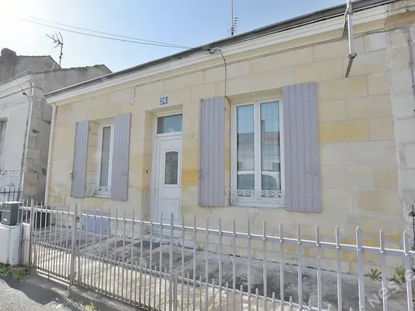 Maison de ville style échoppe de plain pied proche du centre-ville de Bergerac !