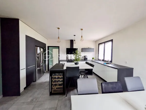 Maison 7 pièces 155 m²