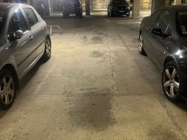 Parking 11 m²