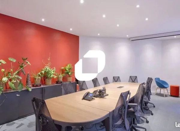 Bureau 306 m²