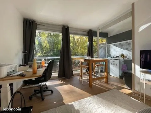 Studio 25m² secteur fac de lettres