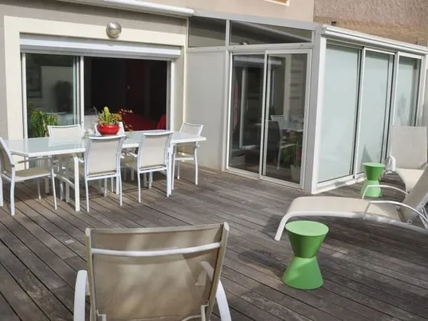 Centre ville de Perpignan , maison de ville 9 pièces, double