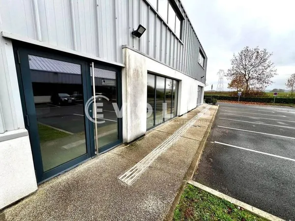 Local commercial 81 m²