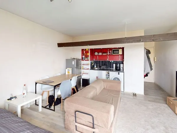 Studio 1 pièce 27 m²