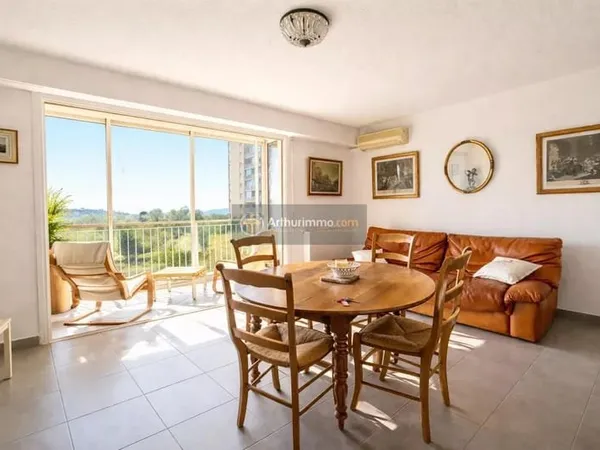 Saint-Raphaël - Appartement 3 pièces vue dégagée sur la mer
