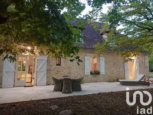 Maison 5 pièces 180 m²