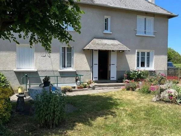 Maison ancienne avec grange et dépendances - Laroche-l'Abeille (87)