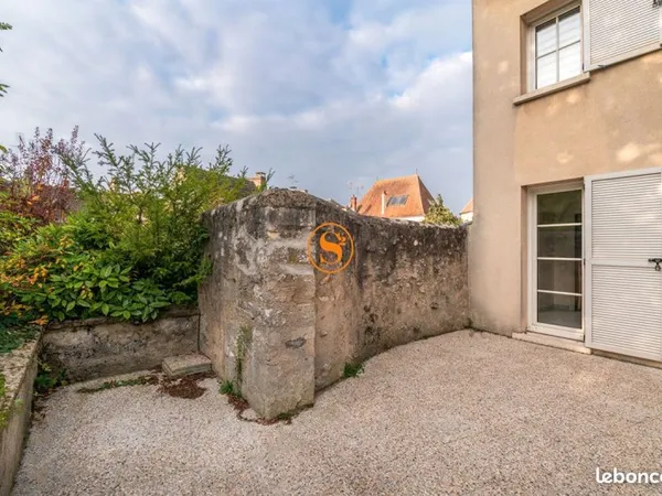 Bureaux 31 m² SENLIS