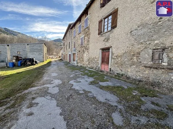 Maison 3 pièces 81 m²