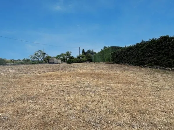 Luberon Reillanne Terrain Constructible