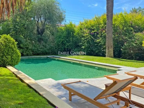 A louer, Cannes Cote d'Azur, proche centre ville avec piscine, 7 chambres