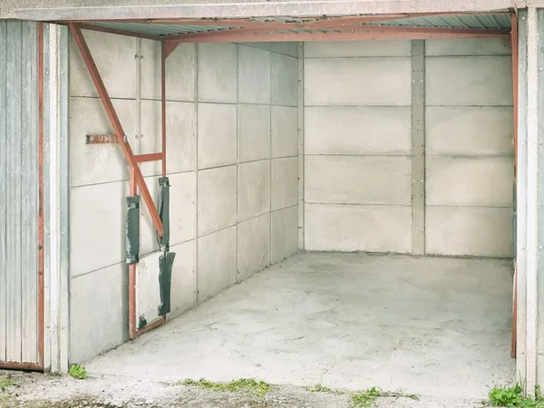 Garage fermé