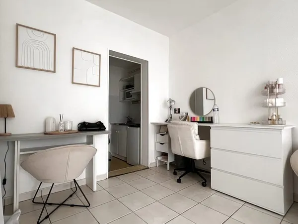 Studio avec terrasse et cabanon au calme La Rochelle vieux p