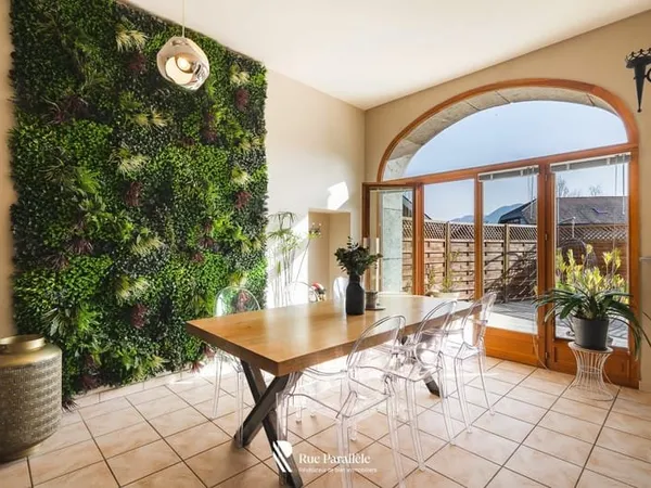 Maison de village - 128 m² utiles - Saint-Martin-Bellevue