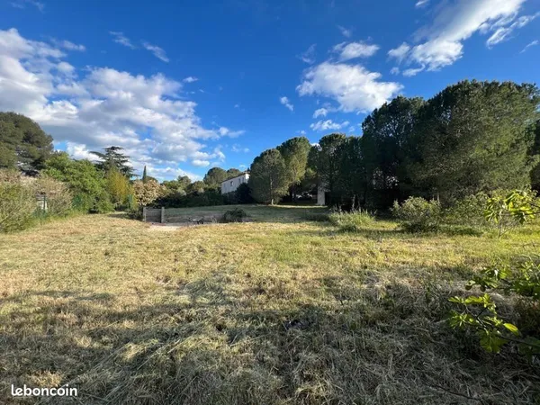 🌿 Terrain constructible 950 m² - Cadre naturel & accès rapide A75 - Saint-Georges-d'Orques 🌿