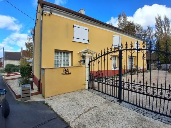 Charmante Maison Briarde