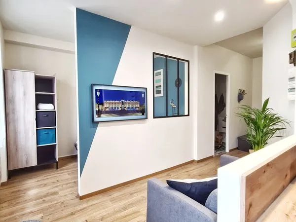 📍 Appartement meublé rénové - Hyper centre Nancy (Rue Saint-Michel)