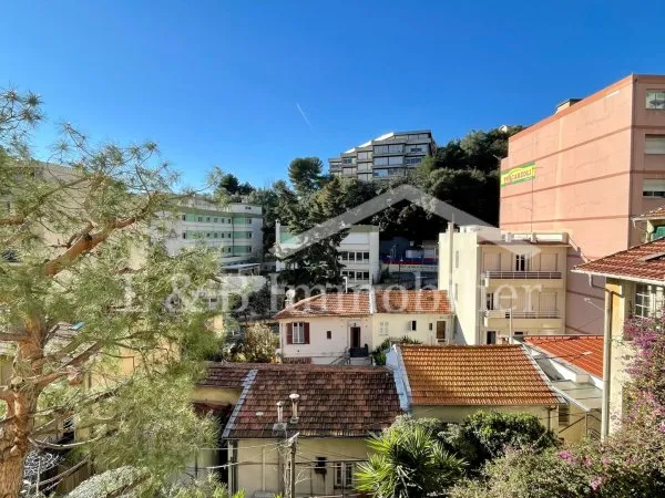 Studio + terrasse - Route de Bellet