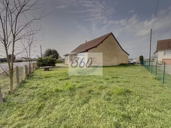 Maison avec fort potentiel à 3 min de Louhans - Belle opportunité de rénovation