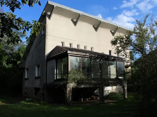 MAISON DES ANNEES 1970