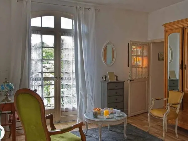 Maison 385 m²