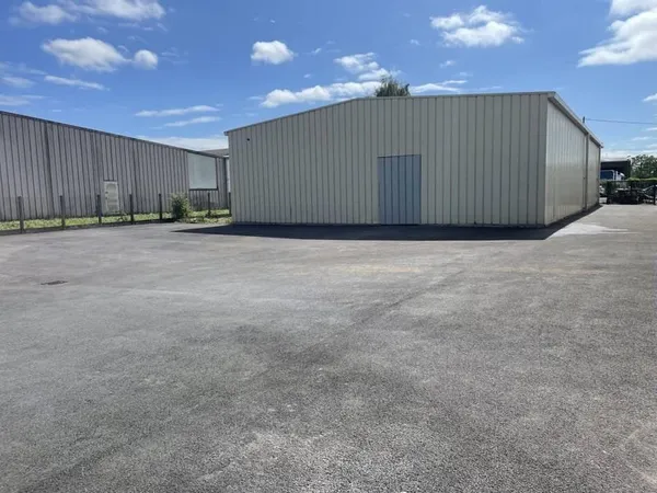Local d'activité 480 m²