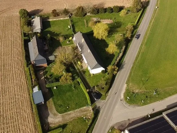 Ensemble immobilier de 2 maisons avec 8 chambres et 327 m2 à 15 mn d'Evreux