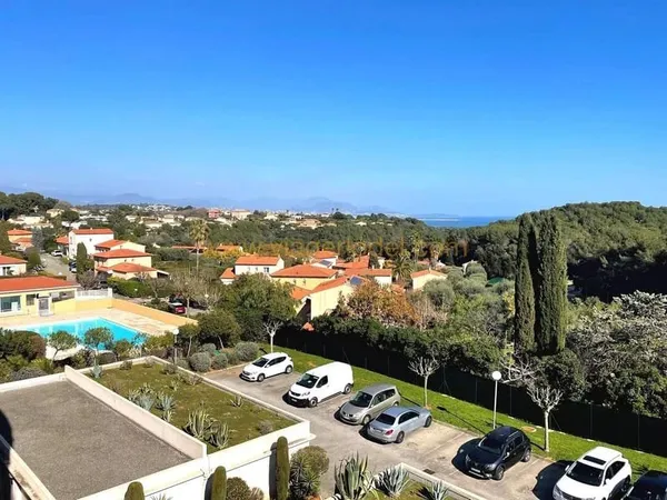 Réf. 10063 VENTE CLASSIQUE, BIOT-SOPHIA ANTIPOLIS (Saint Philippe)