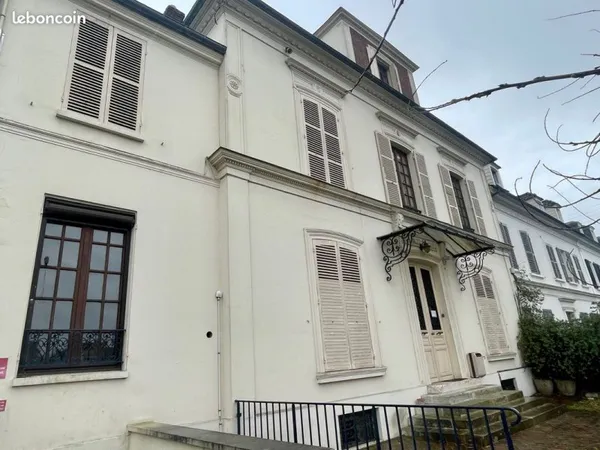 Maison 23 pièces 341 m²