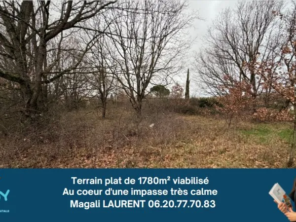 Terrain plat viabilisé de 1780m2 à bâtir