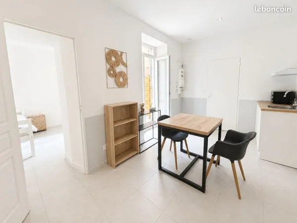 Appartement T3 meublé - 35 m² - Centre historique Béziers
