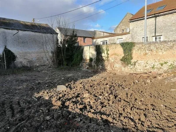 Terrain constructible 278 m²