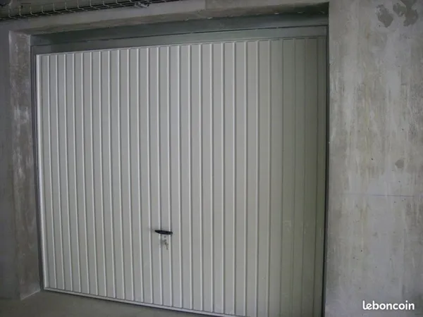 Box / Garage / Garde-meubles