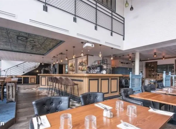 Boutique 465 m² RUEIL MALMAISON