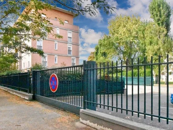 MORSANG SUR ORGE Appartement 4 pièces de 95m² - jardin de 289m² - Box double et emplacement de parki