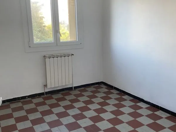 Beau T4 asc pkg residence Michelet Corbusier 13009
