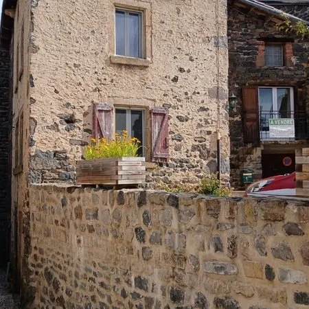 Maison de village à St Privat d'Allier