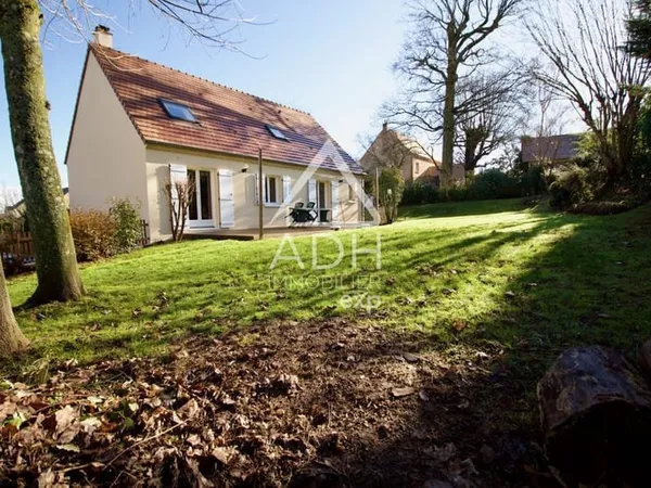 A VENDRE Maison à La Queue Lez Yvelines 6 pièces / 4 chambres