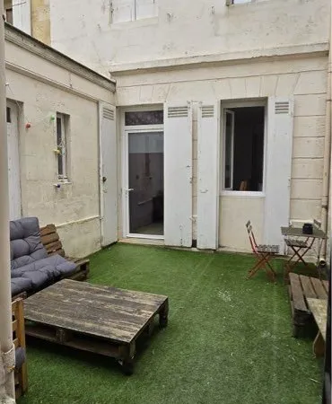 Petite maison en plein centre de Bordeaux
