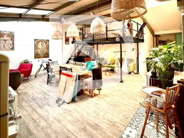 Local d'activité 80 m²