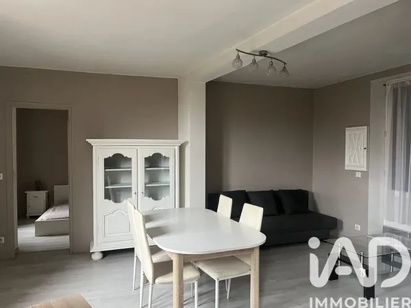 Bâtiment 140 m²