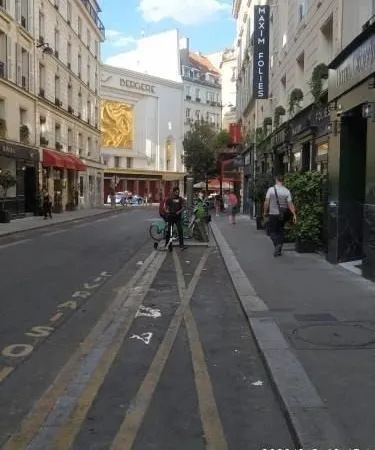 Cession de bail - Restauration rapide avec extraction - Emplacement n°1 Paris 9