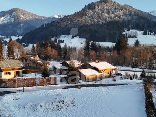 Terrain constructible à Praz-sur-Arly 855 m2 pour votre ch