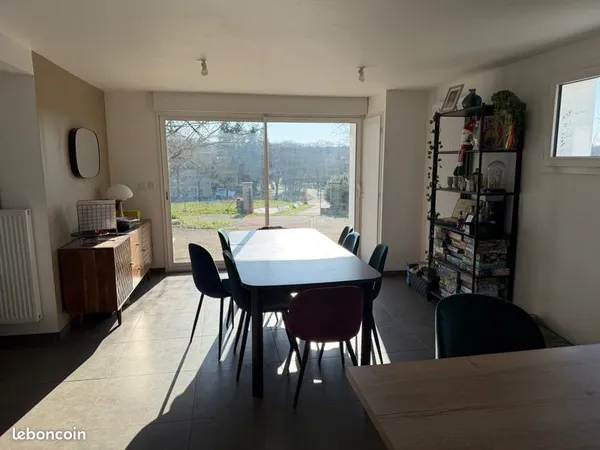 Appartement 108 m3 dans maison