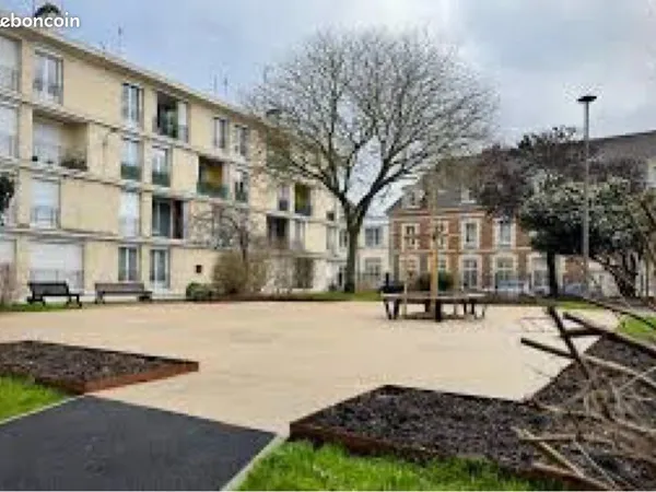 F3 coeur centre ville résidence privée balcon+cave